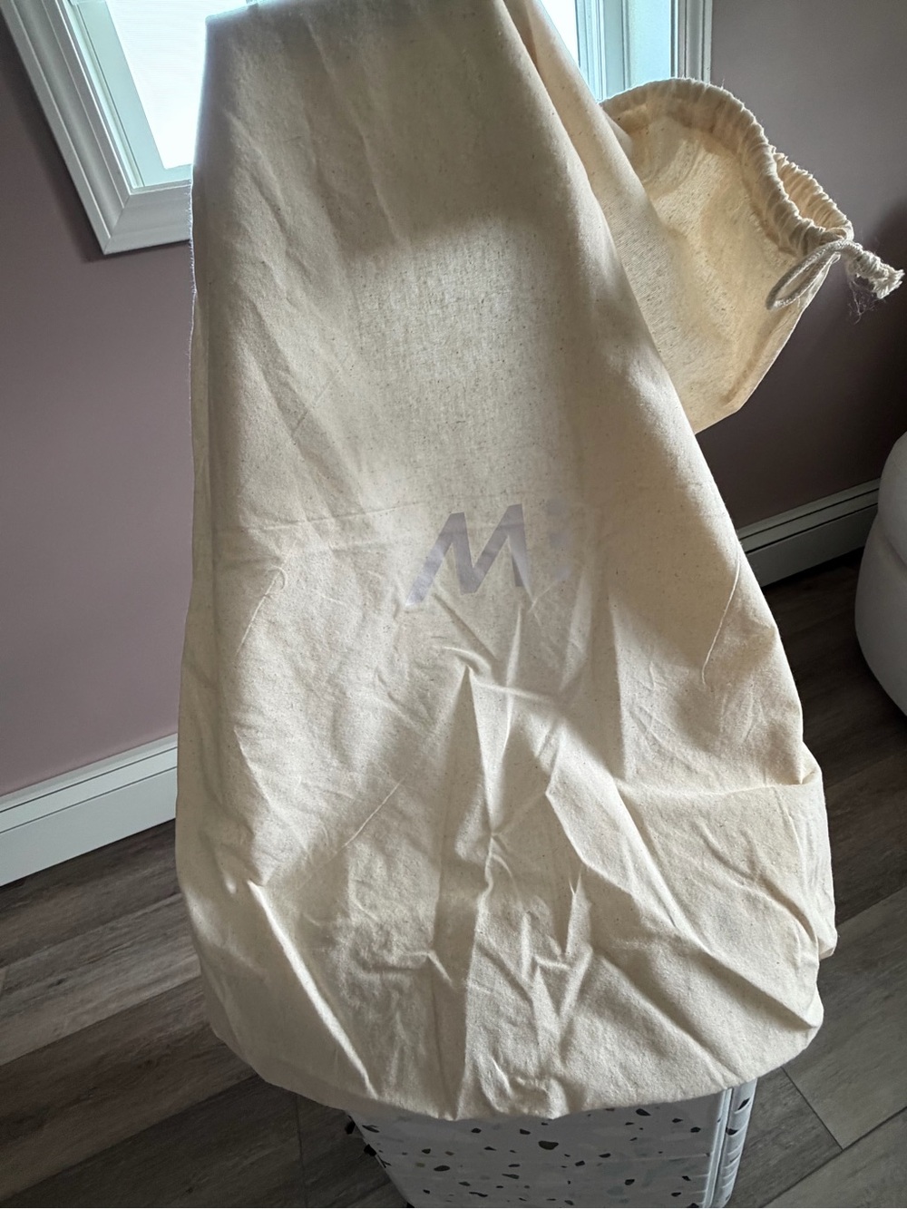 Beautiful Monos White Terrazzo-Print Carry-On Pro Plus Suitcase!! - Picture 16 of 16